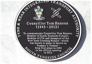 Blue Plaque for Tom Hanson