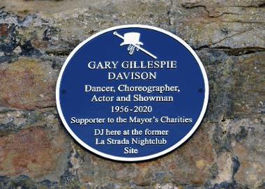 Gary Gillespie Davison Blue Plaque