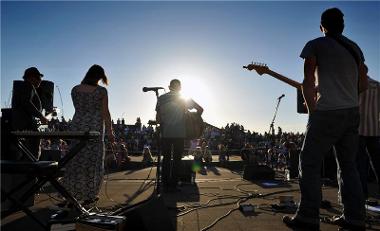 Live music returns to the Amphitheatre this Summer.