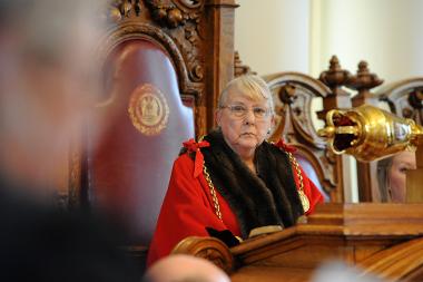 New Mayor Councillor Fay Cunningham chairs the meeting of Annual Borough Council.